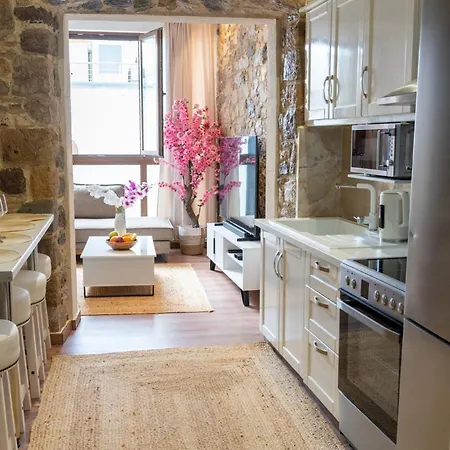 View , Luxury Old Town Apartmán *