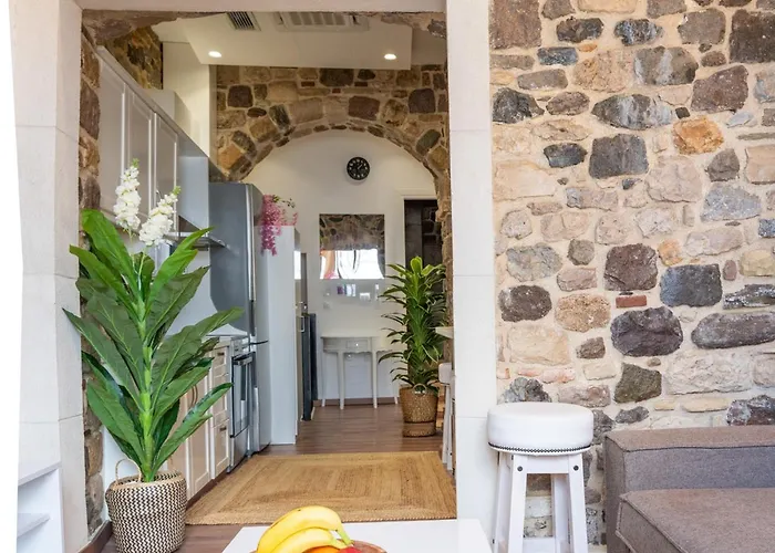 View , Luxury Old Town Apartment *